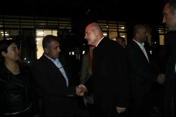 Bakan Soylu Yaralı Polisleri Hastanede Ziyaret Etti