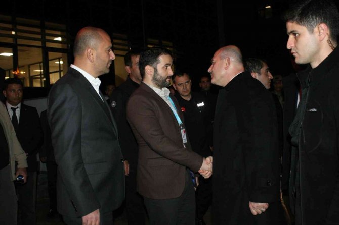 Bakan Soylu Yaralı Polisleri Hastanede Ziyaret Etti