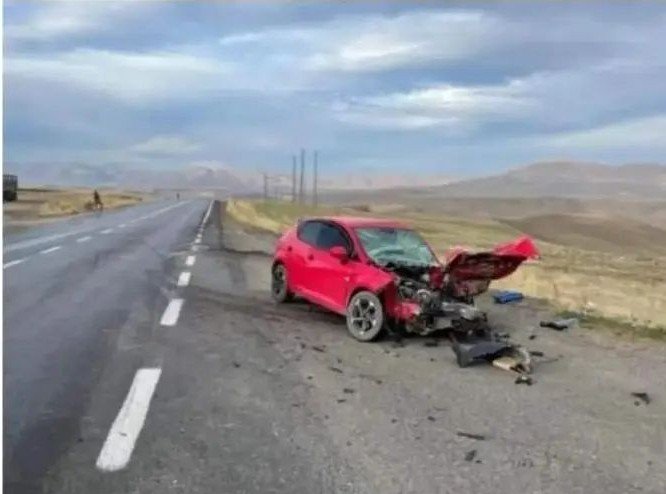 Iğdır’lı Genç Öğretmen Trafik Kazasında Hayatını Kaybetti