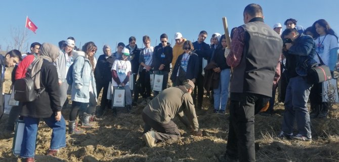 Kutuplardan İ̇znik Gölüne İklim Krizi Projesine Tam Destek