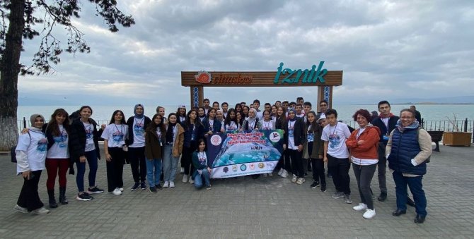 Kutuplardan İ̇znik Gölüne İklim Krizi Projesine Tam Destek