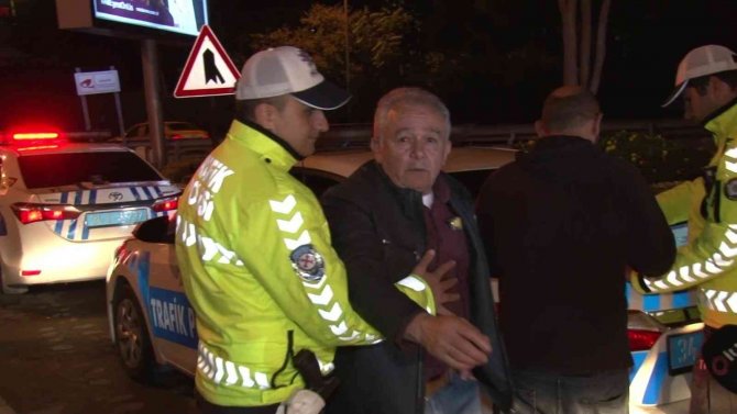 Kadıköy’de Alkollü Sürücünün Arkadaşı: "Hangi Alkol Ne Alkolü" Diyerek Tepki Gösterdi