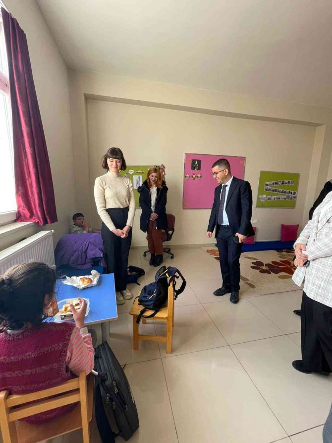 Kaymakam Daştan Okul Ziyaretlerini Sürdürüyor