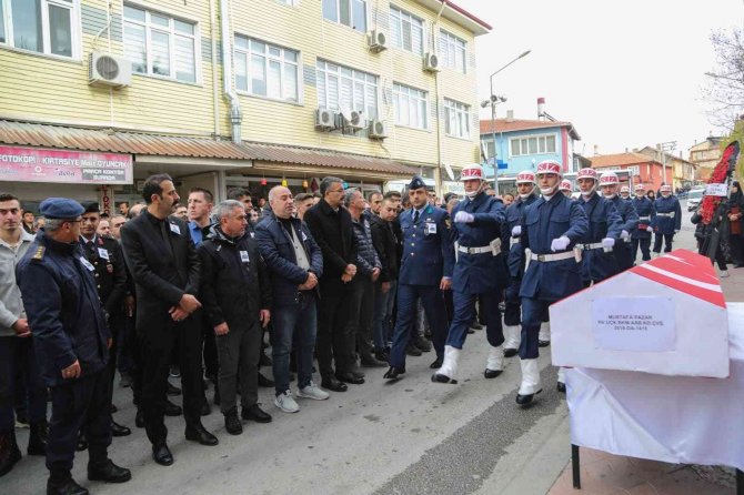 Hava Astsubay Mustafa Pazar, Kütahya’da Toprağa Verildi