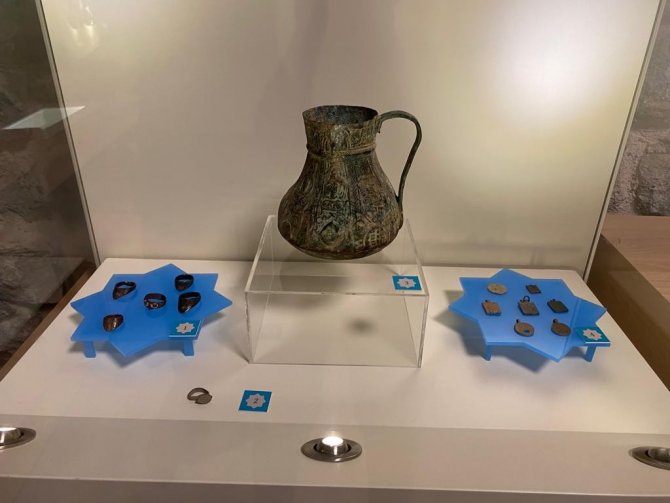 Asırlık Sikkeleri Saniyeler İçerisinde Basıyorlar