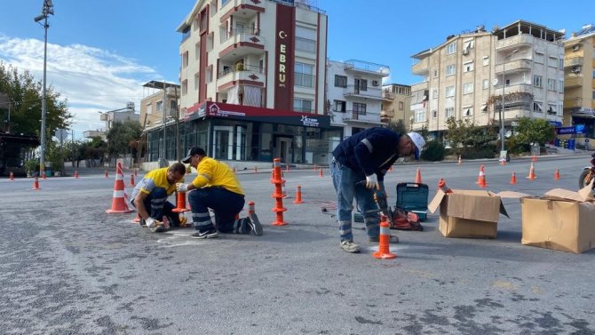 Didim Belediyesi Kentte Trafik Akışını Rahatlatmak İçin Çalışma Başlattı