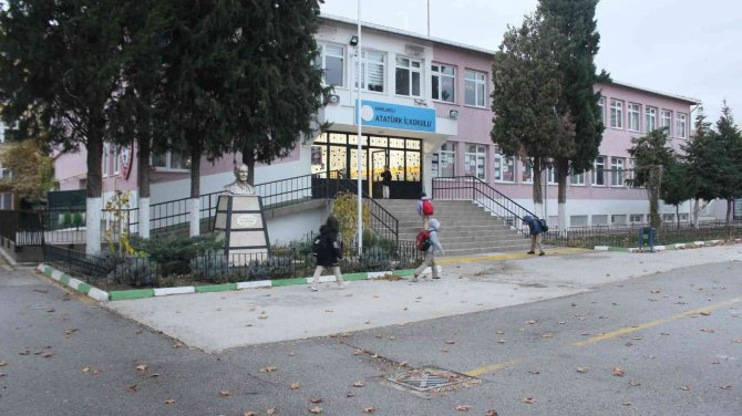 Ara Tatil Sonrası Okullarda Ders Zili Çaldı