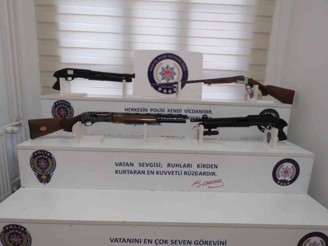 Kocaeli’nde 32 Adet Silah Ele Geçirildi