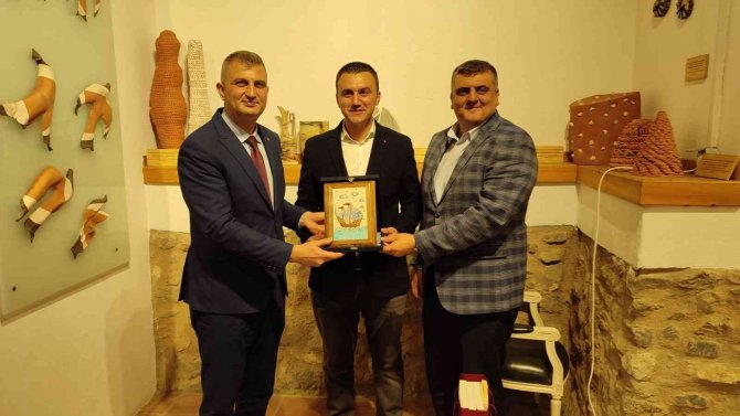 ’Yalıdayız’da Tarih İ̇brahim Akkurt İle Konuşuldu