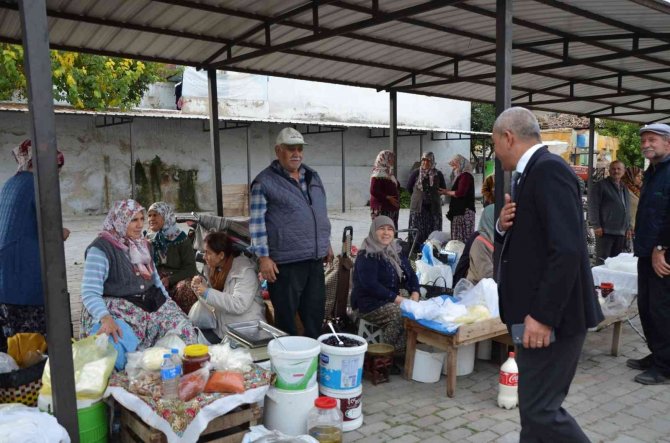 Başkan Kaplan Semt Pazarında