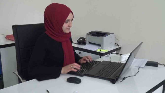 Kadın Girişimci Devlet Desteğiyle Tekstil Atölyesini Kurdu