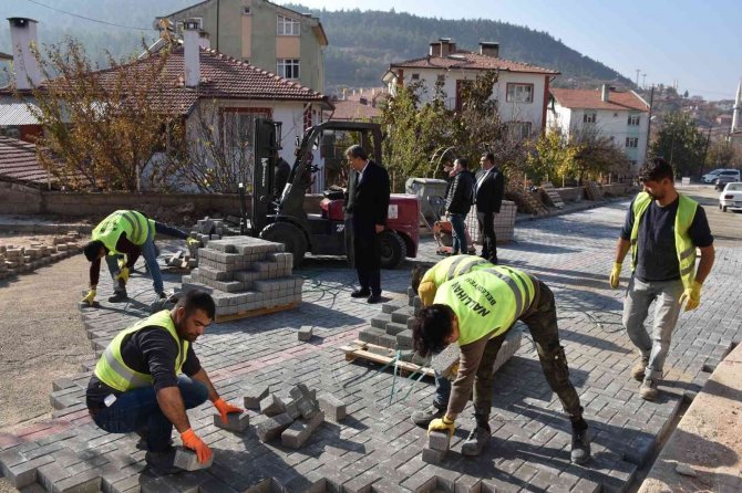 Nallıhan Belediyesinden İlçe Genelinde Yol Çalışması