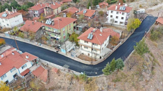 Nallıhan Belediyesinden İlçe Genelinde Yol Çalışması