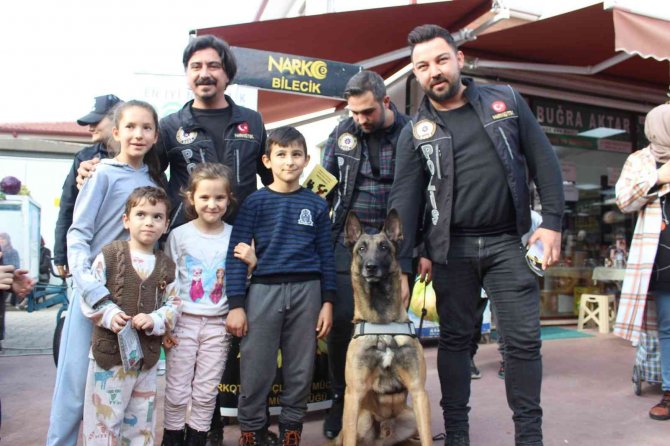 Narkotik Polisleri, ‘En İ̇yi Narkotik Polisi Anne’ Ve Uyuma Projelerini Anlattı