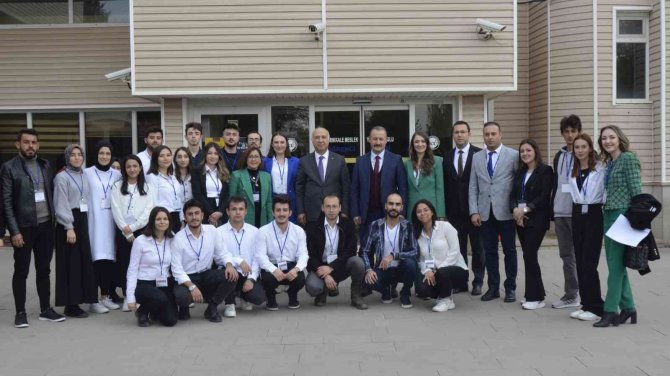 Nevü’lü Öğrenciler ‘1.uni̇kop Öğrenci Kalite Buluşması’na Katıldı