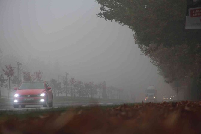 Elazığ’da Sis Etkili Oldu