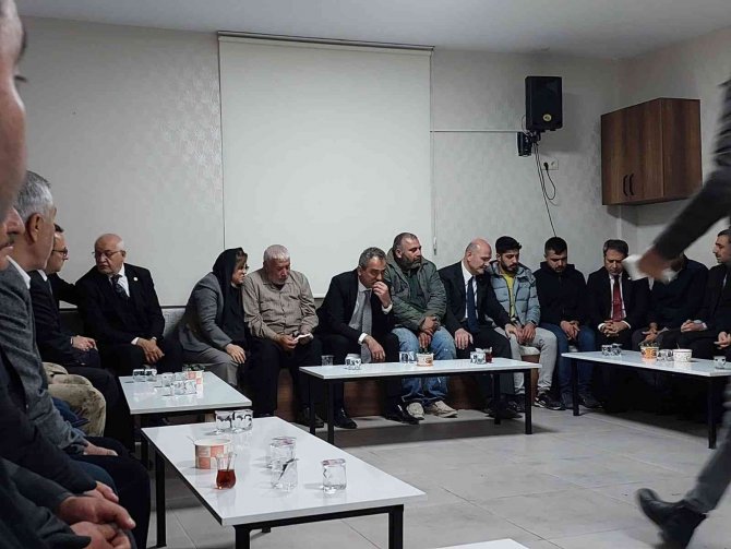 Bakan Soylu Ve Bakan Özer’den Saldırıda Ölen Öğretmenin Ailesine Taziye Ziyareti