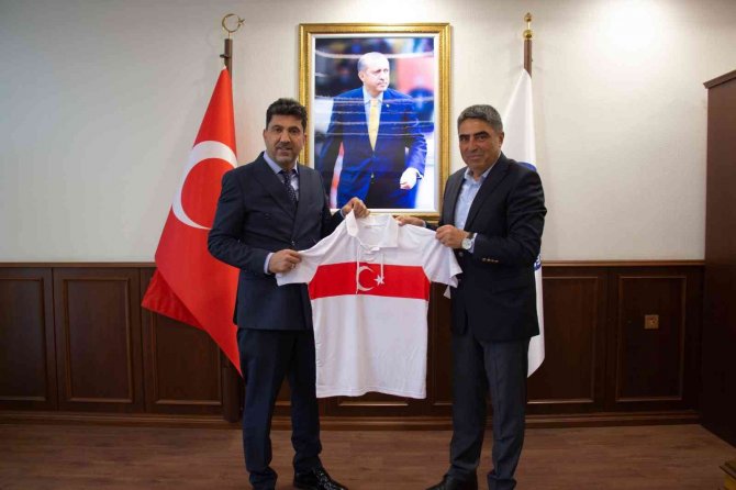 Adü Rektörü Aldemir Tüfad Heyetini Makamında Ağırladı