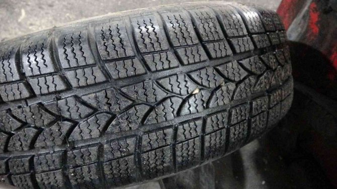 İ̇kinci El Kış Lastiğinde İki Kat Dikkatli Olmak Gerekir