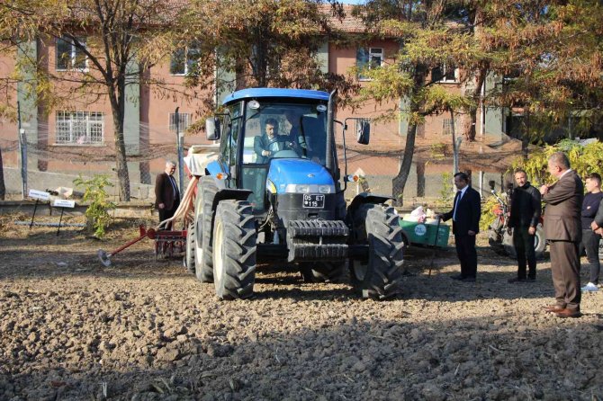 En Verimli Yerli Ve Milli Buğday Tohumunu Belirlemek İçin 50 Çeşit Ekildi