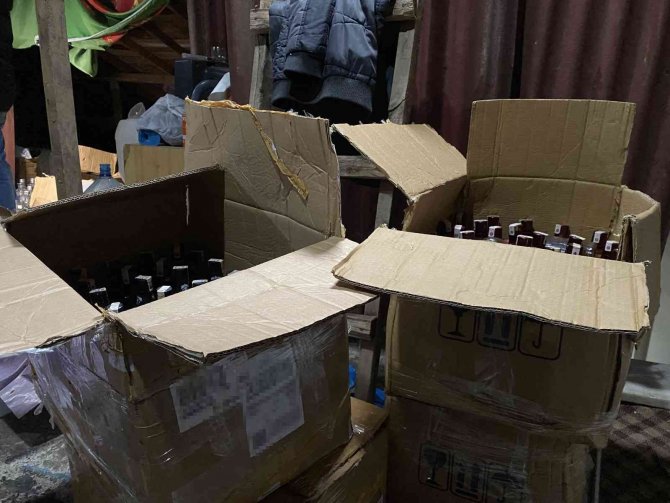Ümraniye’de Depoya Sahte Alkol Operasyonu: 1 Gözaltı