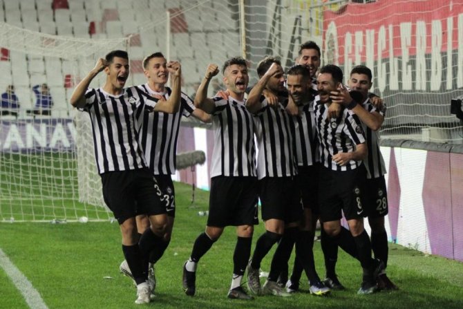 Altay, Uçuşa Geçti