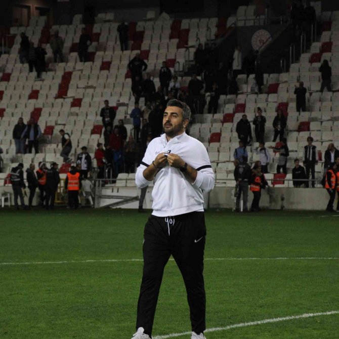 Sinan Kaloğlu’na Sevgi Gösterisi