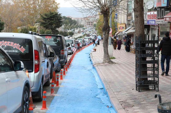 Suluova Belediyesi Bisiklet Yolu İçin Çalışmalara Başladı