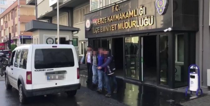 Akü Hırsızları Tutuklandı