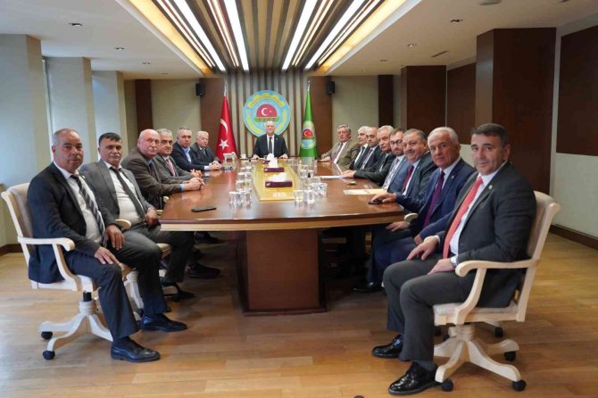 Hayvan Üreticileri Destek Bekliyor