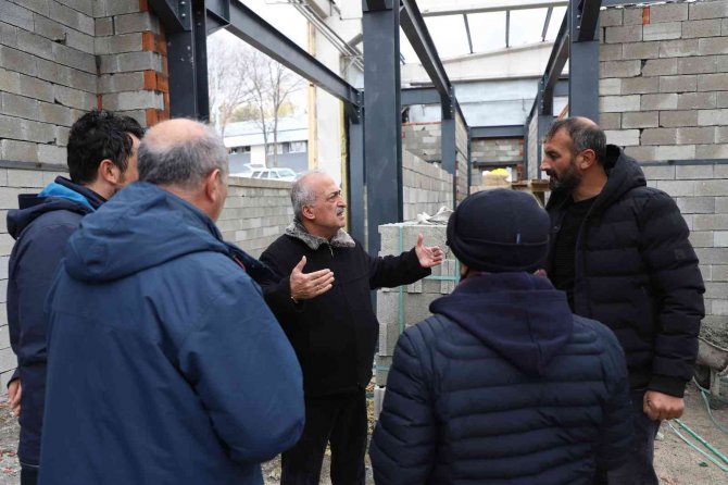 Atatürk Üniversitesinin Vizyon Projelerinden Veri Merkezinde Çalışmalar Sürüyor
