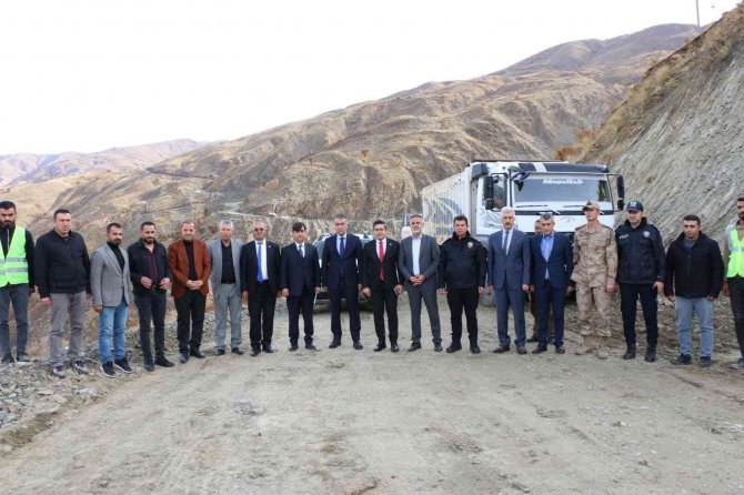 Vali Çağatay, Yol Çalışmalarını İnceledi