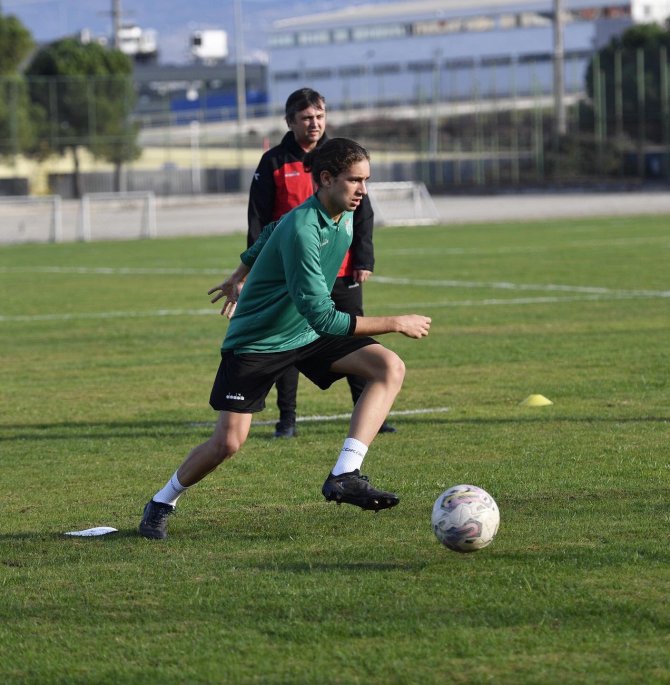 Bursaspor’da Arnavutköy Belediyespor Maçı Hazırlıkları Başladı