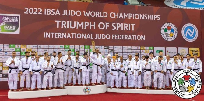 İ̇zmir’in Milli Sporcuları Paris Yolunda