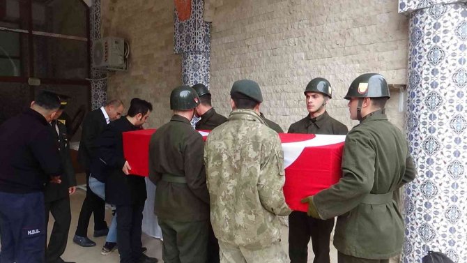Kore Gazisi Son Yolculuğuna Askeri Törenle Uğurlandı