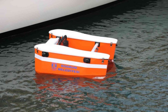 Deniz Yüzeyi Temizleme Aracı Hizmete Başladı