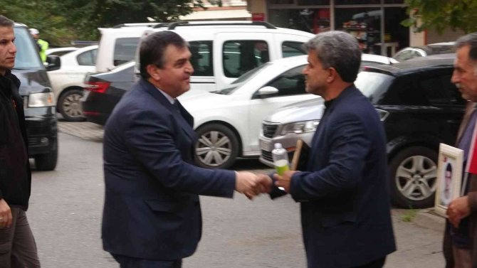 Dışişleri Bakan Yardımcısı Kaymakcı, Diyarbakır Annelerini Dinledi