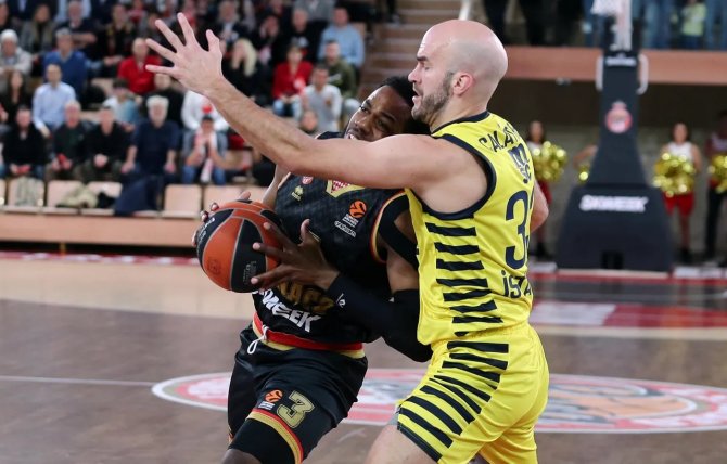 Thy Euroleague: As Monaco: 93 - Fenerbahçe Beko: 96