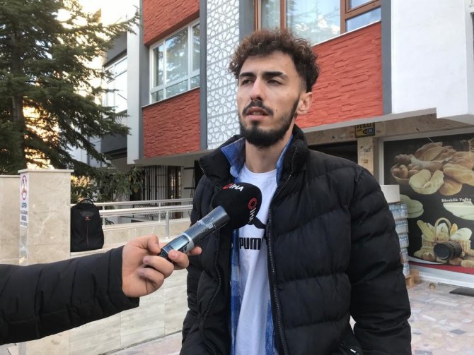Arkadaşının Ateşlediği Silahla Vurularak Ölen Genç Kızın Ağabeyi Konuştu: “Bu İşte Bir Çelişki Var, Orada Bir Şey Oldu Ve Bir Kişinin Üzerine Yıkıldı”