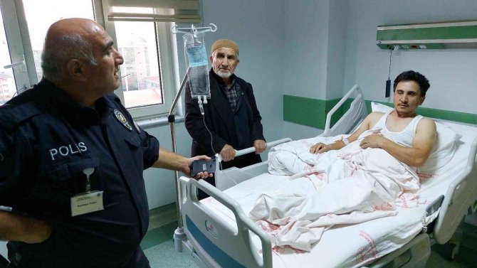 Yüzüne Saplanan Demirle Hastaneye Kaldırılan İşçi Yoğun Bakımdan Çıktı