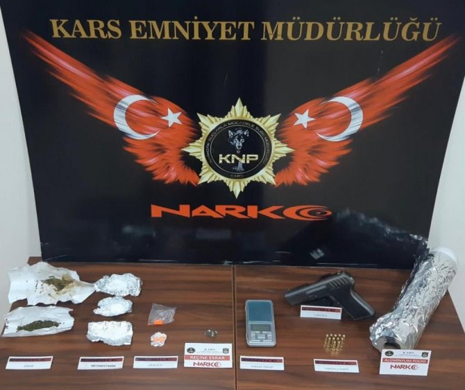 Kars’ta Uyuşturucu Operasyonu: 8 Tutuklama