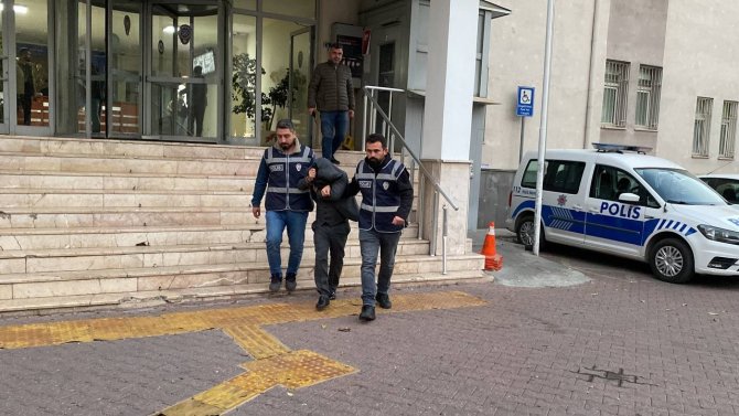 Cinsel Saldırı Suçundan 27 Yıl Hapis Cezası Bulunan Şahıs Yakalandı