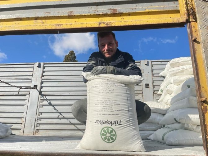 Arıcılara 300 Ton Şeker Dağıtıldı