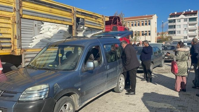 Arıcılara 300 Ton Şeker Dağıtıldı