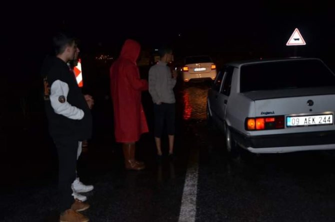 Başkan Kaplan, Aşırı Yağış Alan Mahallelerde İnceleme Yaptı