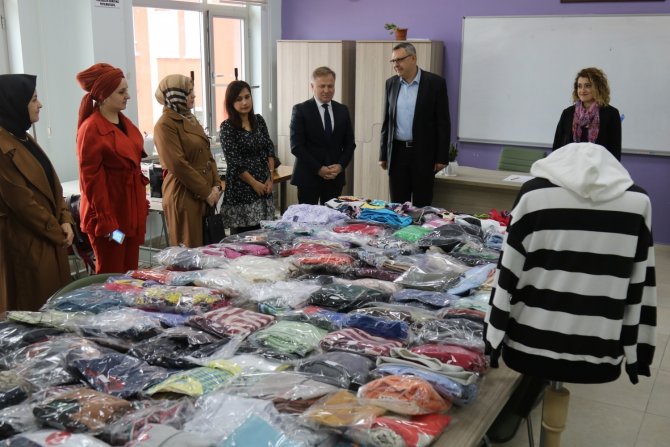 Dikiş Kurslarında Biriken Tekstil Atıklarını Bakın Nasıl Değerlendirdiler