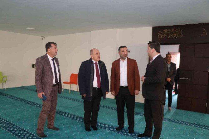 Vali Dağlı: “Kavak Samsun’un Parlayan Yıldızı”