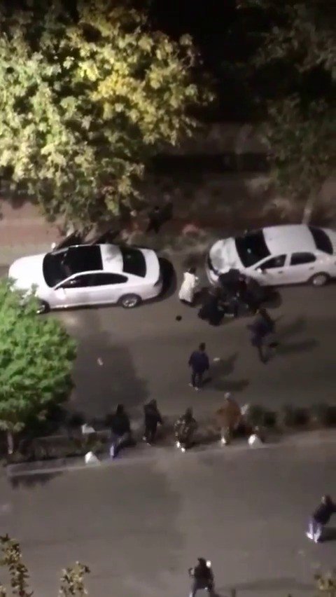 Siirt’te Yol Ortasında Kadına Şiddet Kamerada