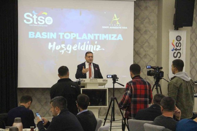 Başkan Eken: “Ben Yerimi Zeki Bey’e Çiçeklerle Teslim Edeceğim”