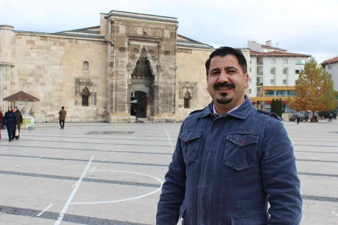 Turistik Doğu Ekspresi Yolcuları Trenle Gidip Uçakla Dönüyor